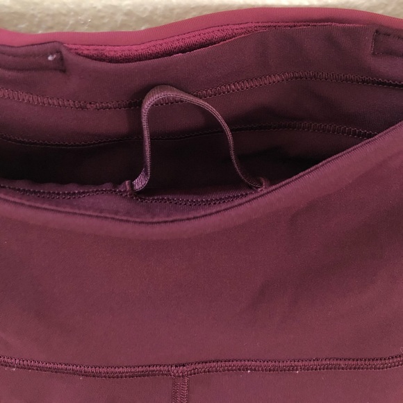 Lululemon Color Me Ombré 21” crop - Picture 4 of 5